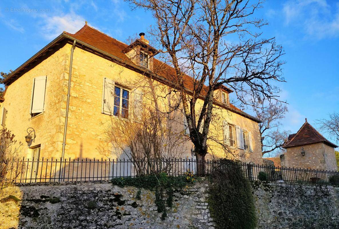 Maison à ANGLES-SUR-L&#039;ANGLIN