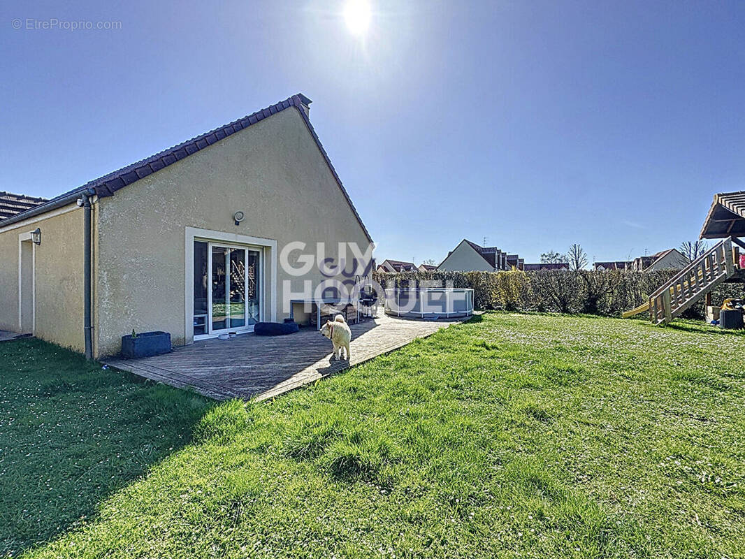 Maison à MEZIDON-CANON