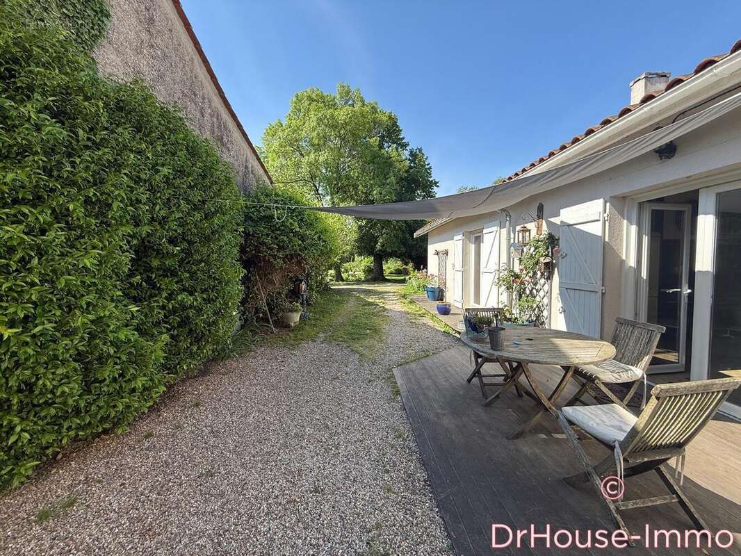 Maison à SAINT-LOUBES