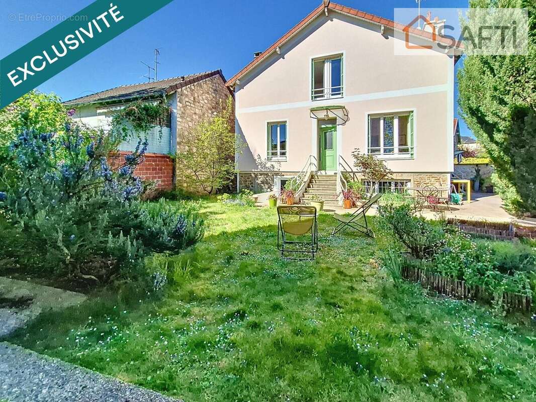 Photo 2 - Maison à SAINT-MAUR-DES-FOSSES