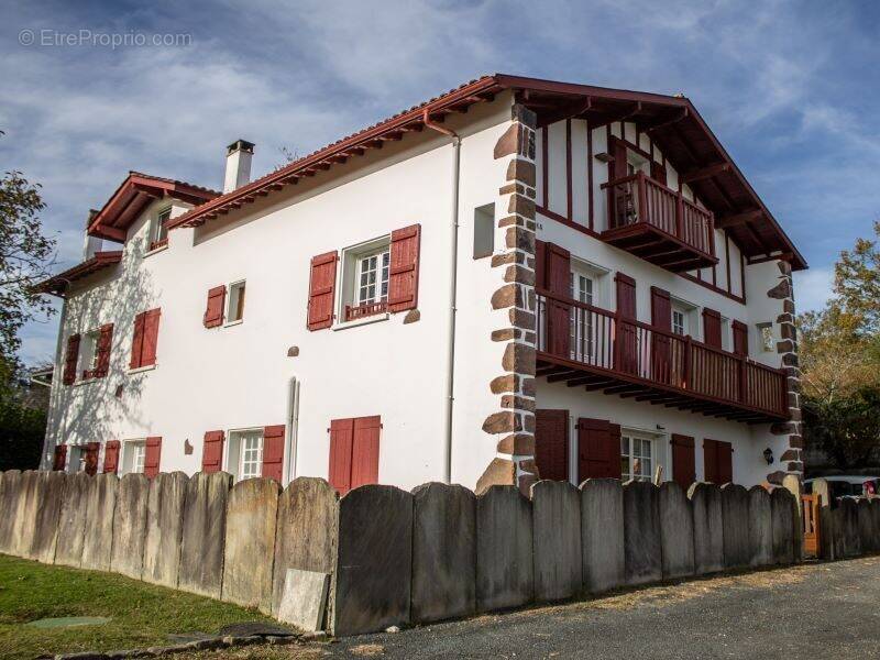 Appartement à ESPELETTE
