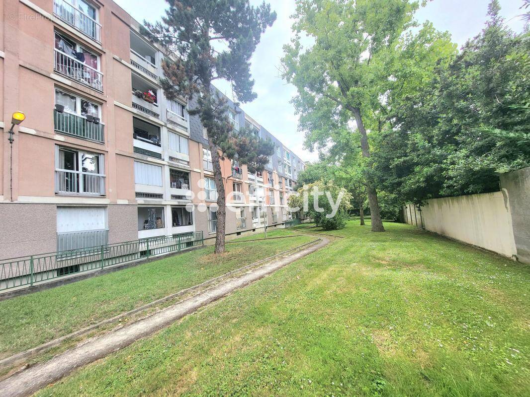 Appartement à EPINAY-SUR-SEINE