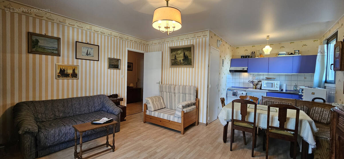 Appartement à GRANDCAMP-MAISY