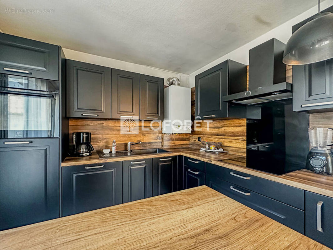 Appartement à SEYSSINET-PARISET
