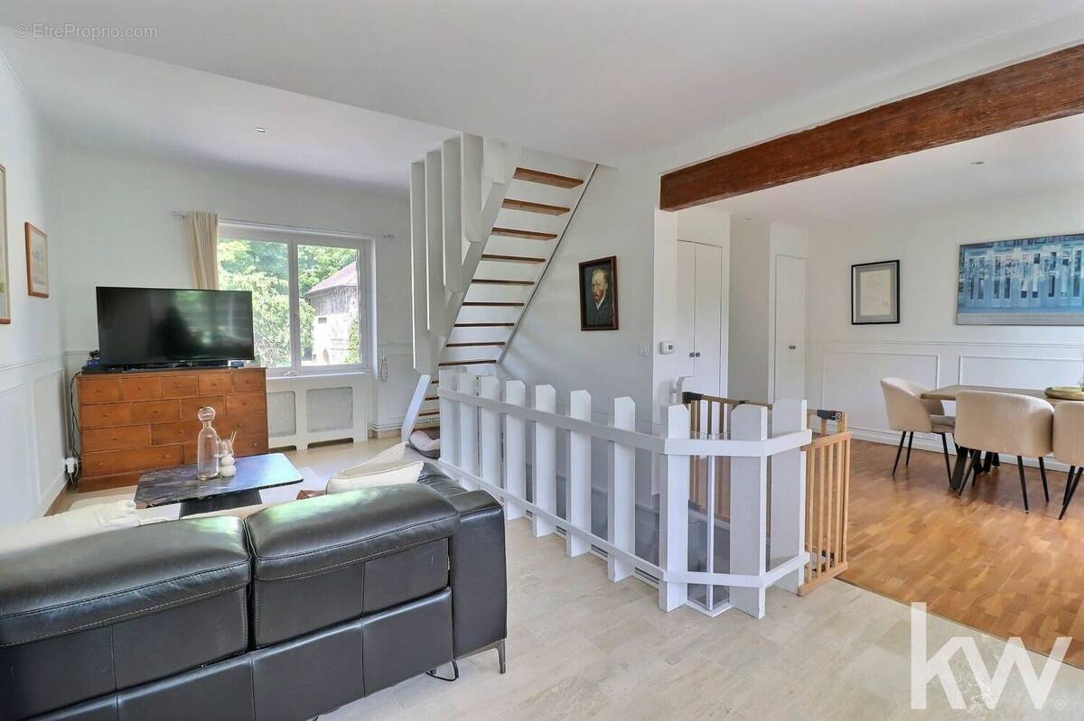 Appartement à MEULAN