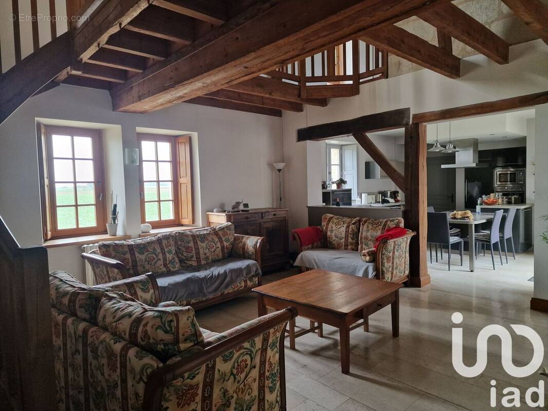 Photo 1 - Maison à MONTREUIL-BELLAY