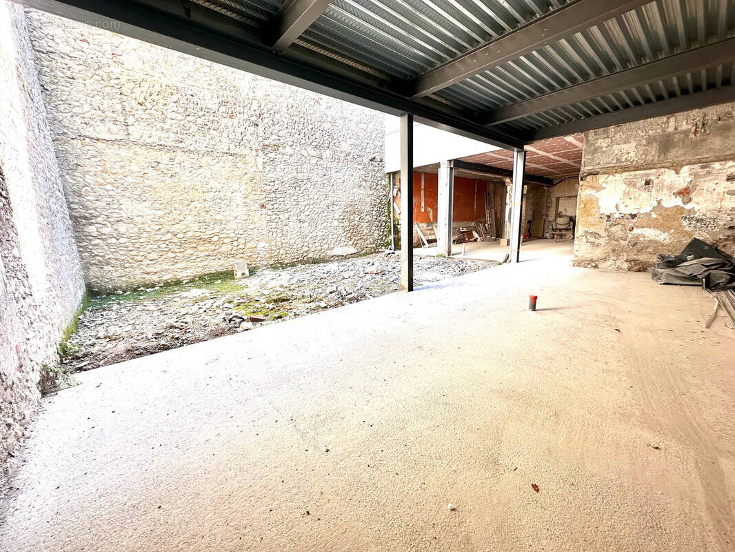 Commerce à BAGNERES-DE-BIGORRE
