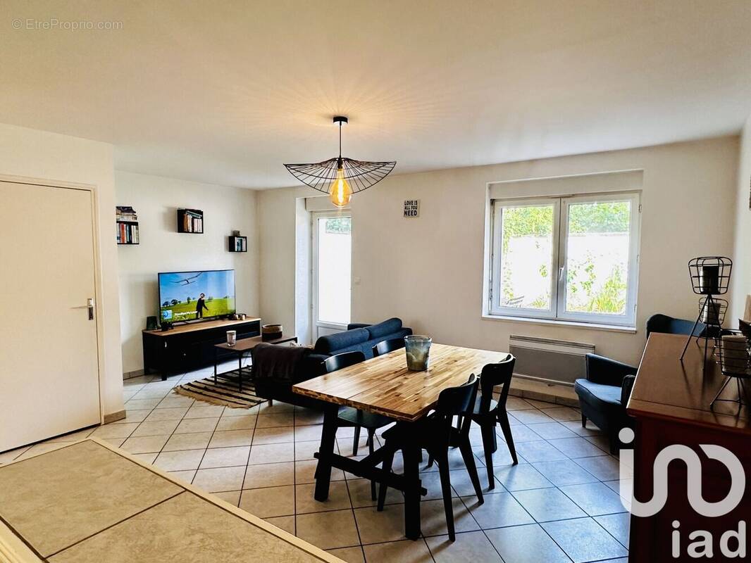 Photo 1 - Appartement à LA CHAPELLE-SAINT-MESMIN