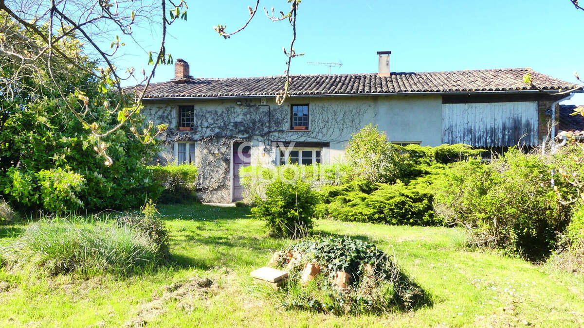 Maison à FRONTON