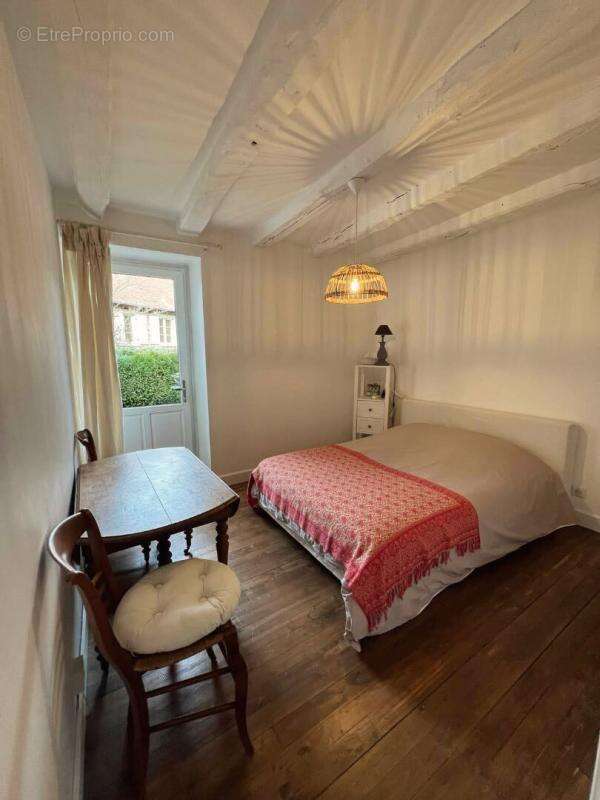 Maison à SARRAZAC