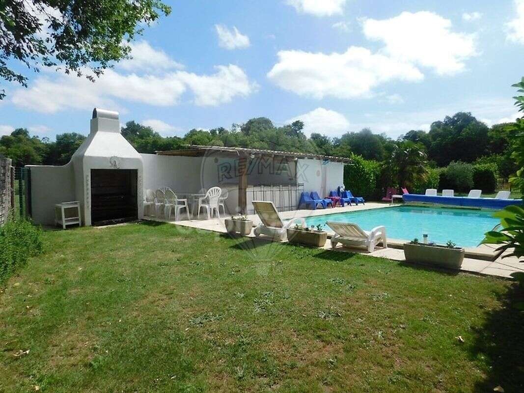 Maison à CHADENAC