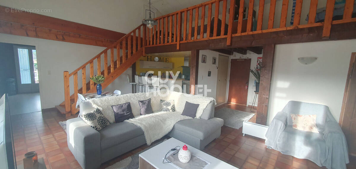 Appartement à LALEVADE-D&#039;ARDECHE