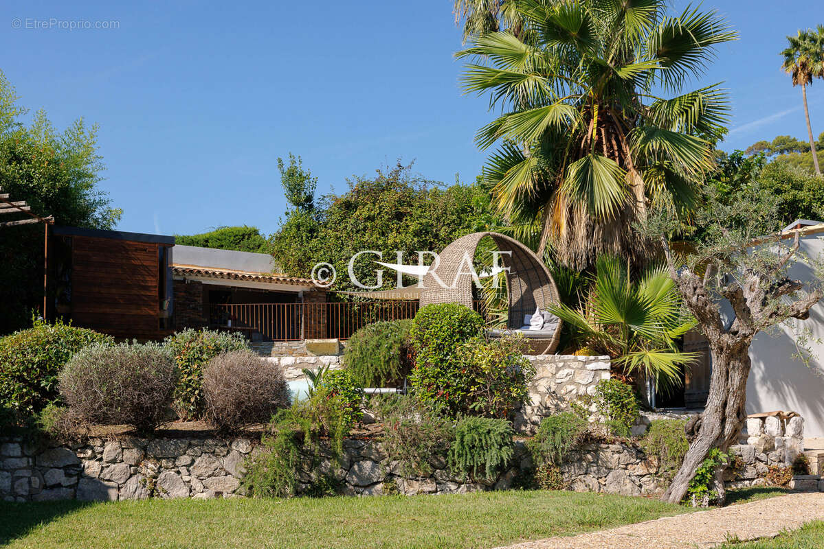Maison à LA COLLE-SUR-LOUP