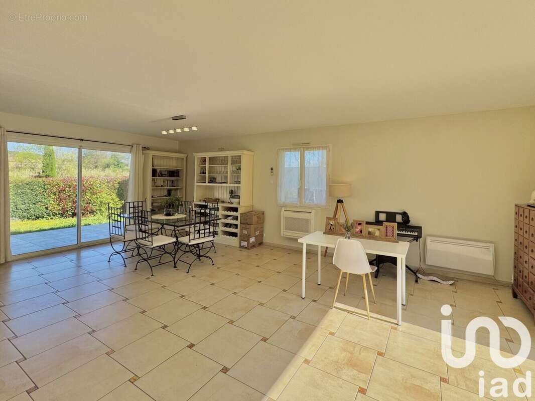 Photo 6 - Maison à JUVIGNAC