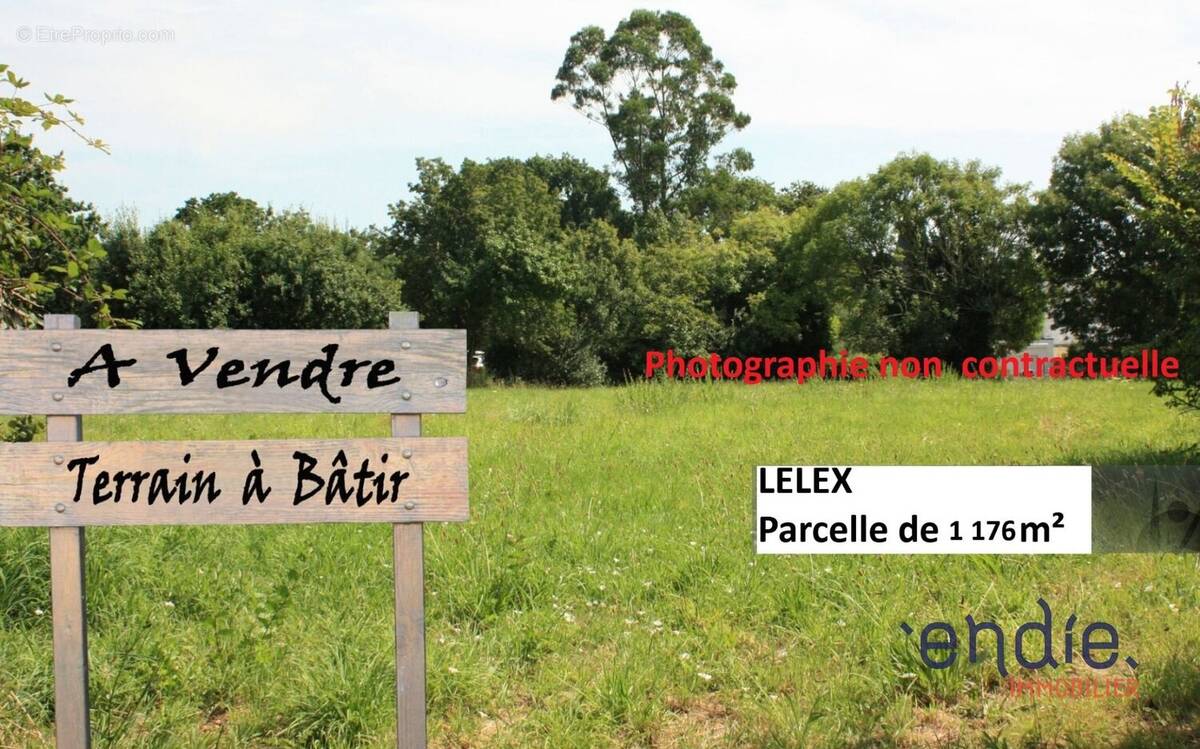 Terrain à LELEX