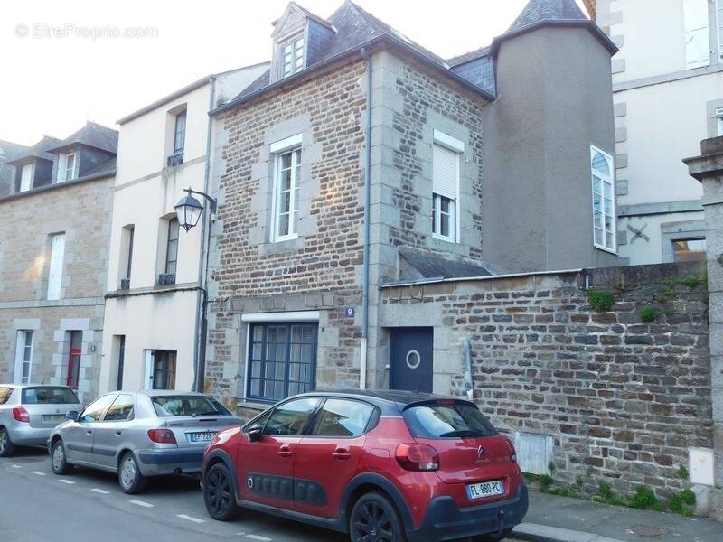 Maison à FOUGERES