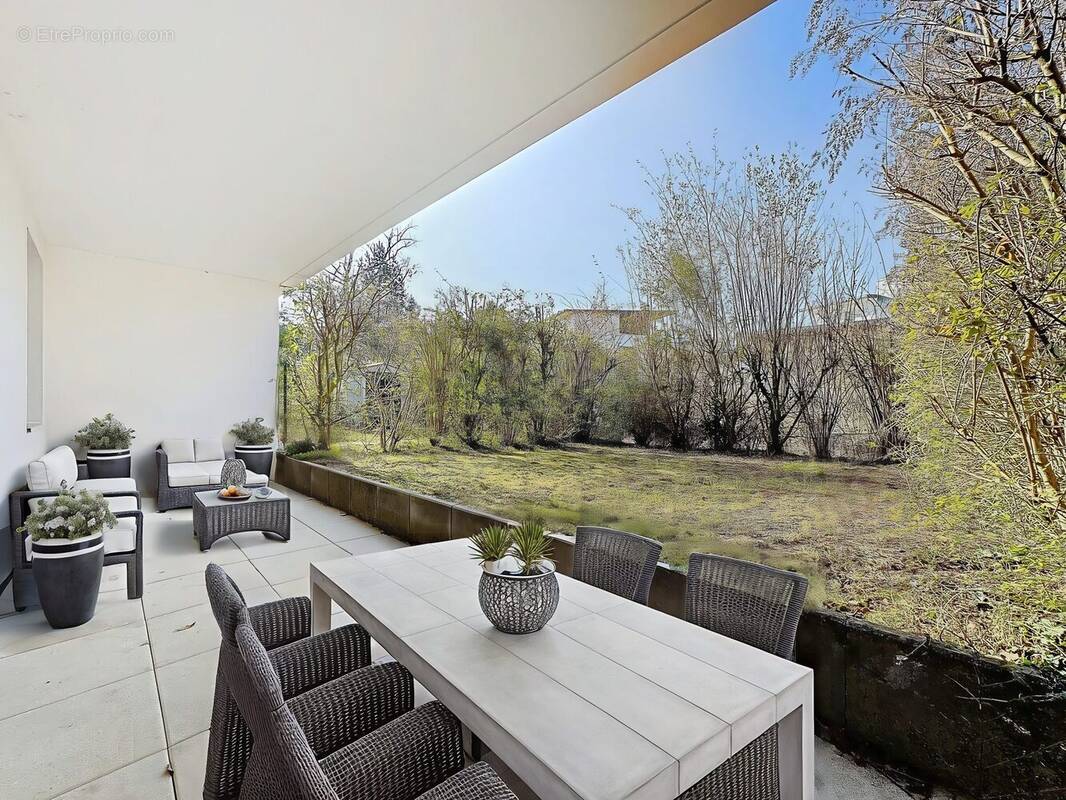 Appartement à PREVESSIN-MOENS
