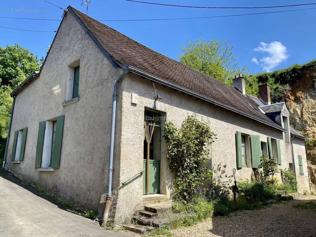 Maison à LA CHARTRE-SUR-LE-LOIR