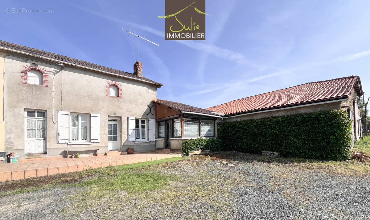 Maison à BRESSUIRE