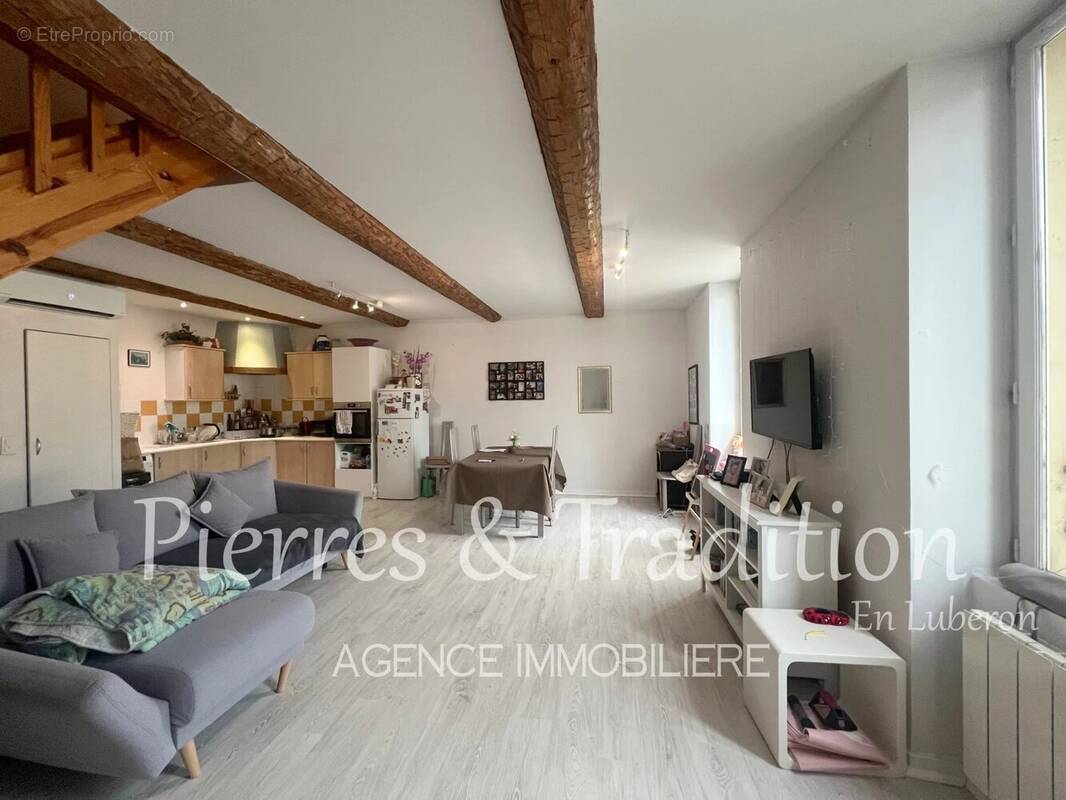 Appartement à APT