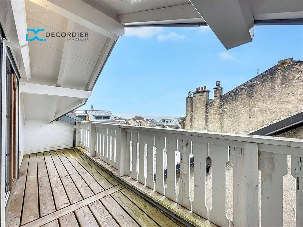 Appartement à EVIAN-LES-BAINS