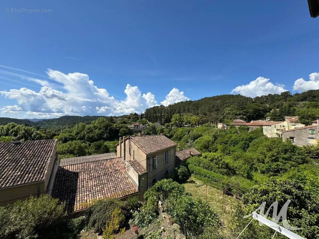 Appartement à BARJOLS
