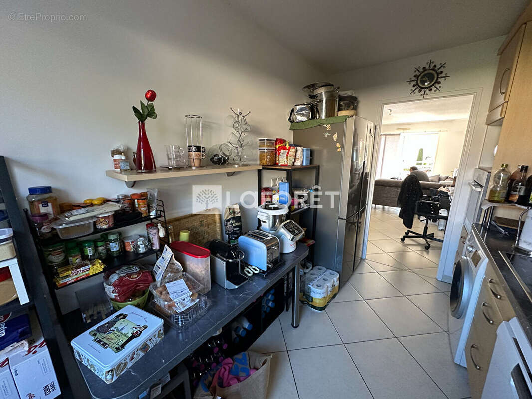 Appartement à SAINT-LAURENT-DU-VAR