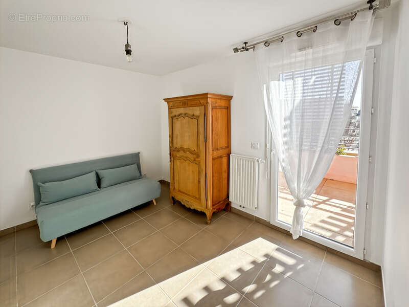 Appartement à JUVIGNAC