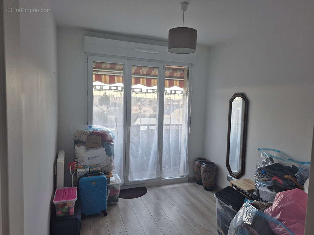 Appartement à LE BLANC-MESNIL