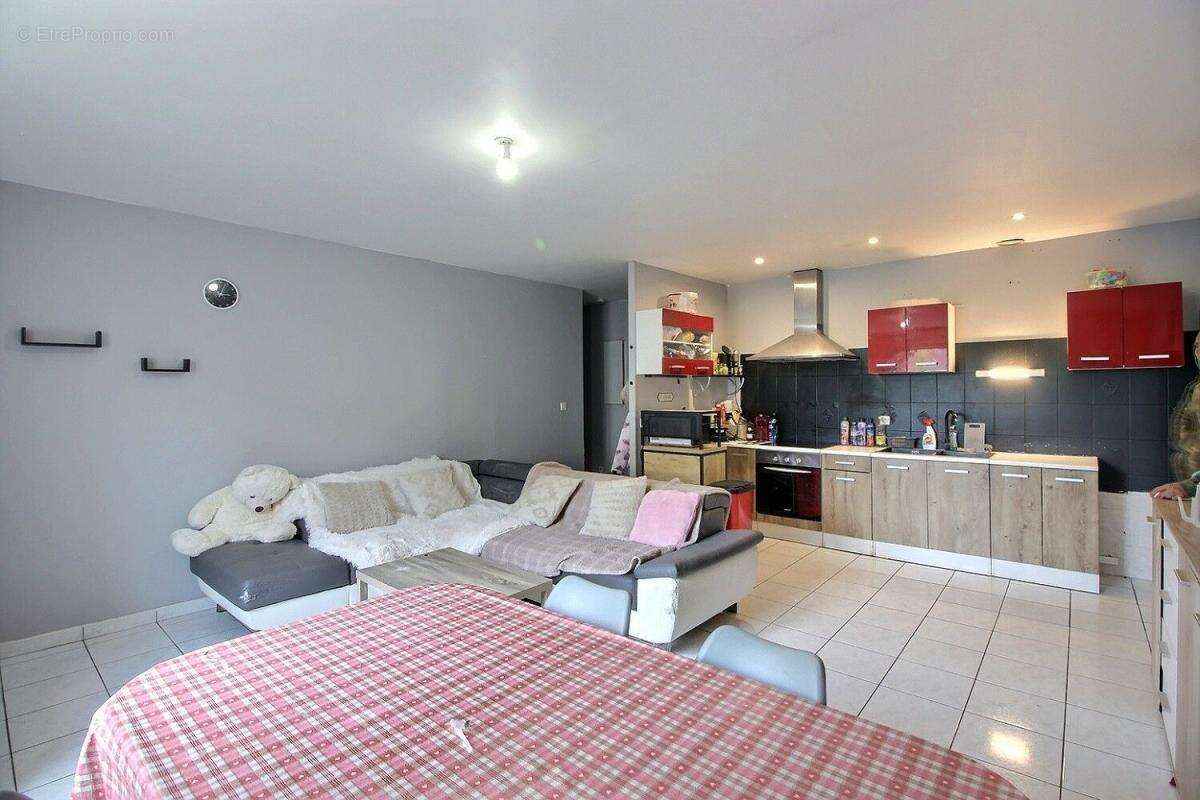 Appartement à LES ABRETS