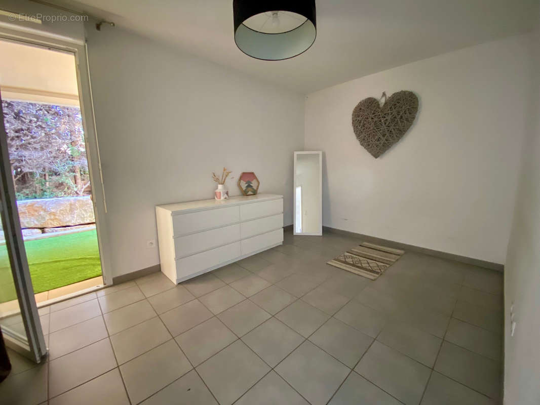 Appartement à LATTES