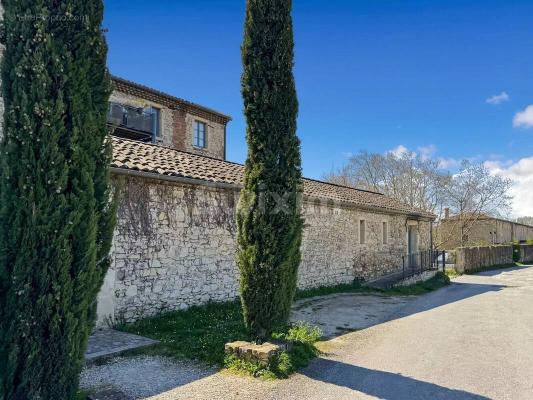 Appartement à MONTBOUCHER-SUR-JABRON
