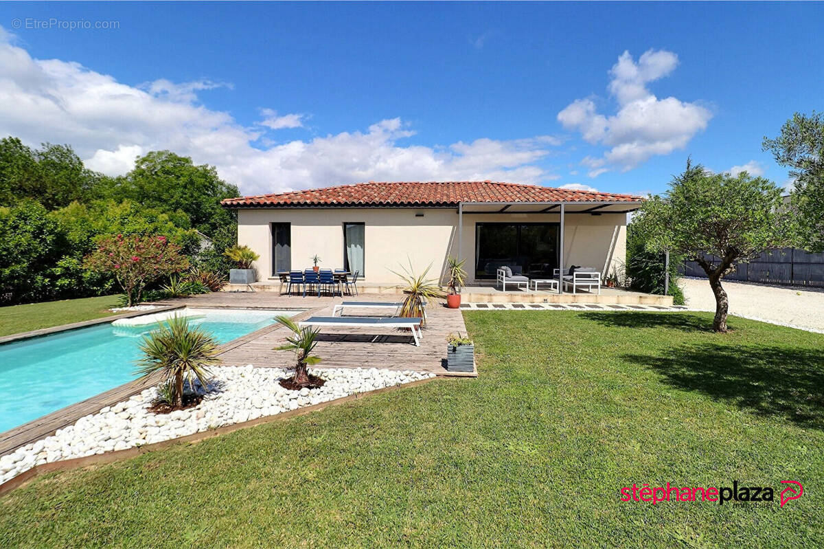 Maison à AUBIGNAN