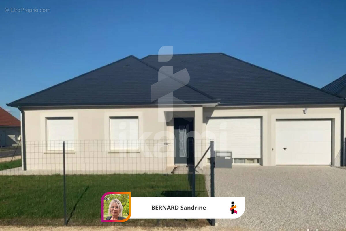 Maison à CONTRES