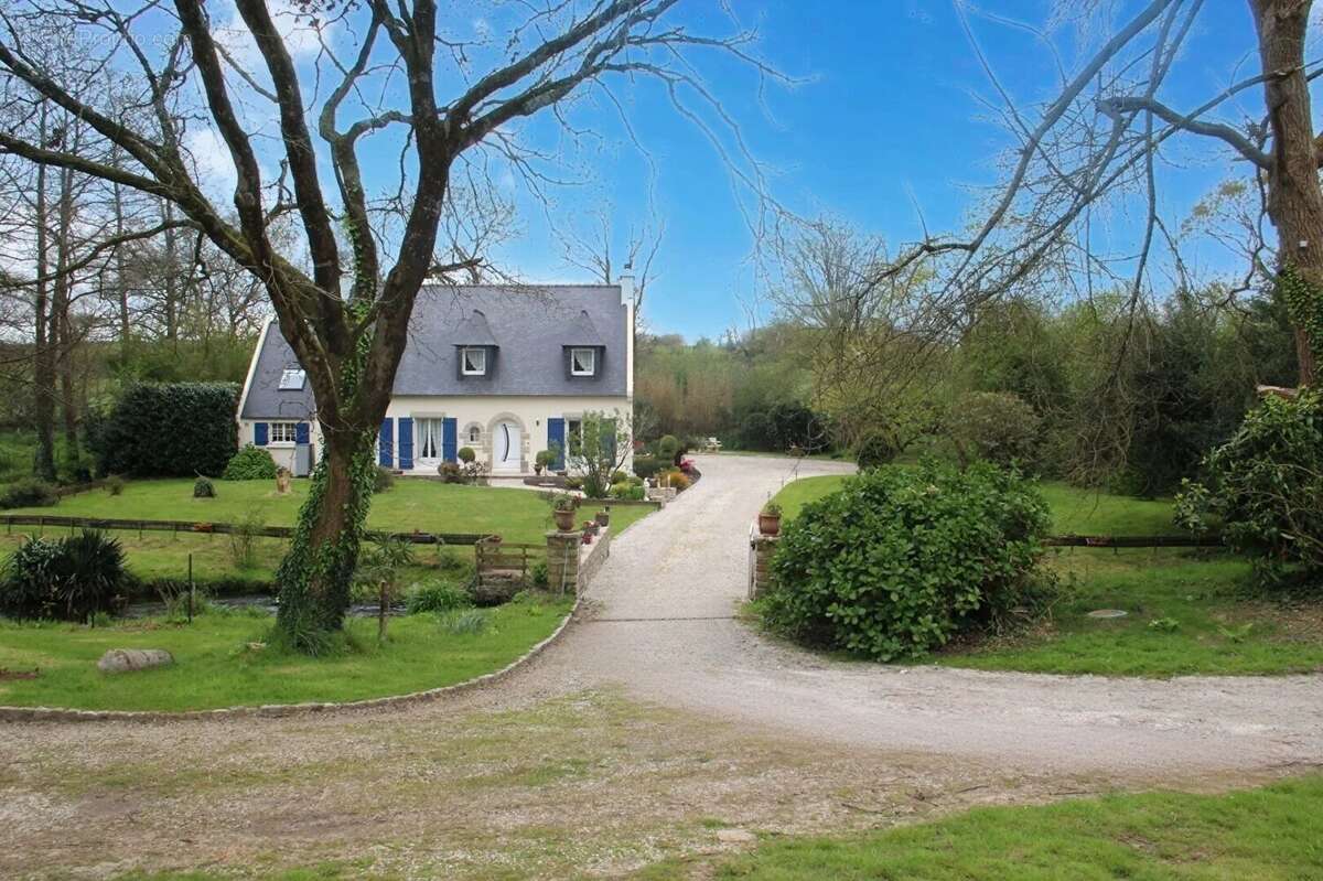 Maison à BOURG-BLANC