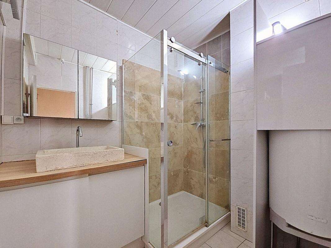 Appartement à EPERNON
