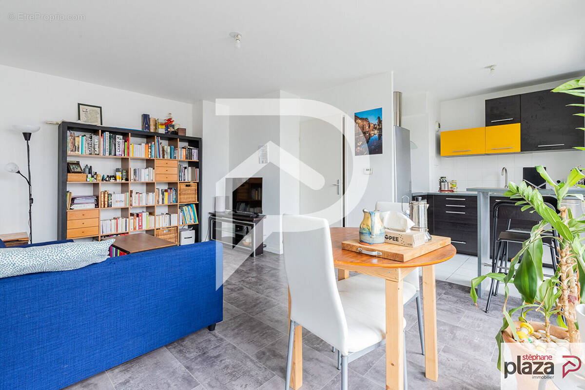 Appartement à LES ULIS