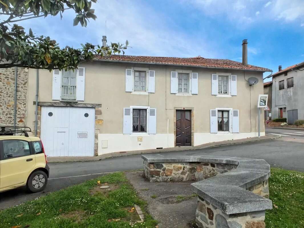 Maison à LA PERUSE