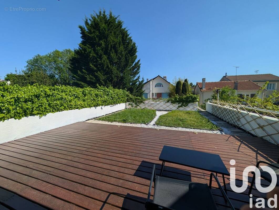 Photo 1 - Maison à CLAMART