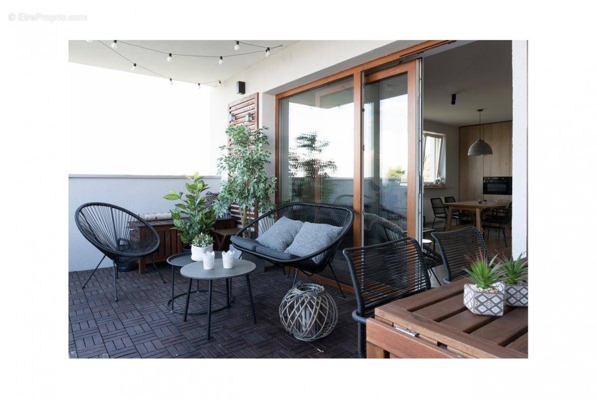 Appartement à PARENTIS-EN-BORN