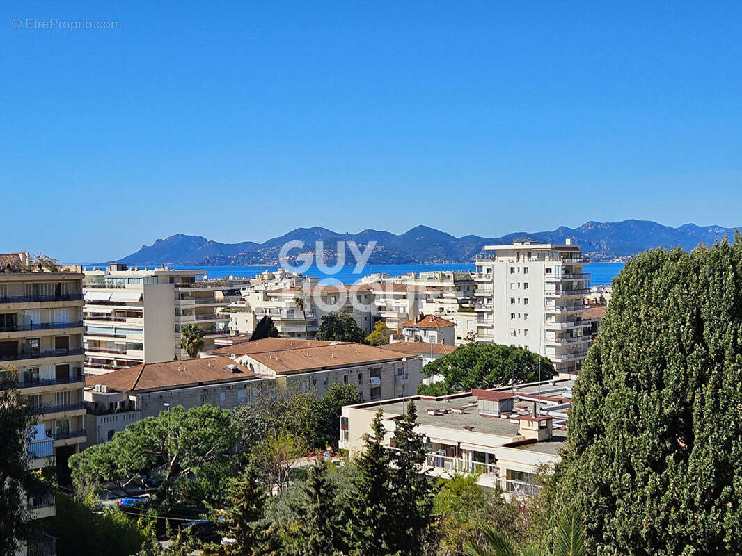 Appartement à CANNES