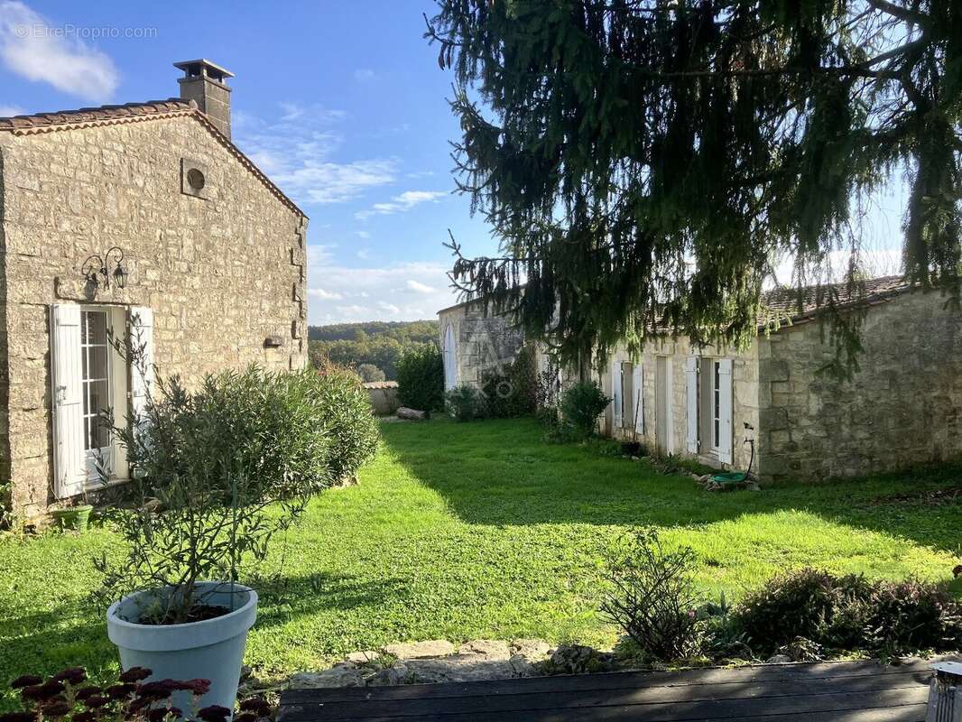 Maison à ROUILLAC