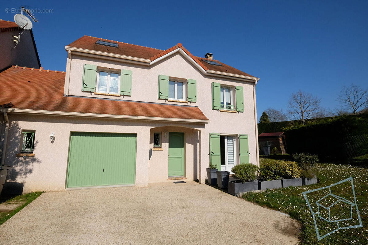 Maison à CHEVREUSE