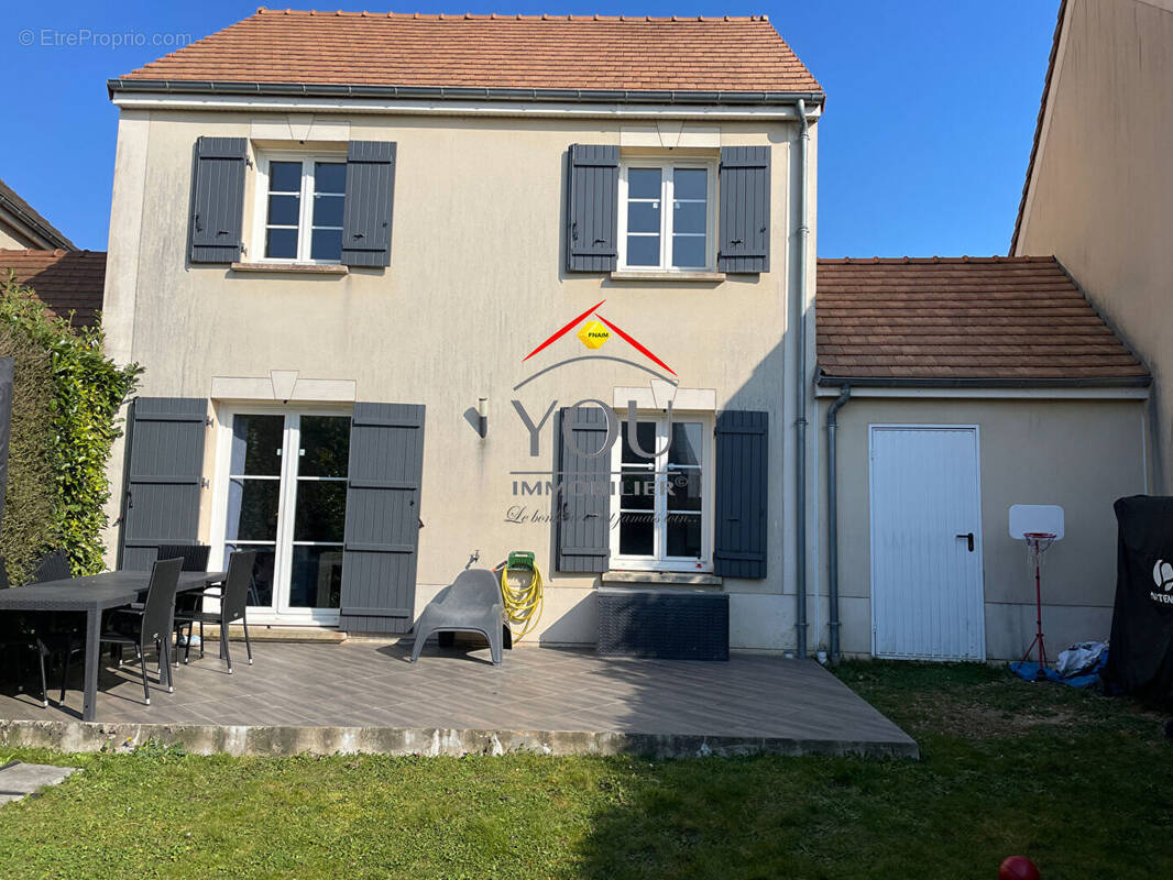 Maison à PERSAN