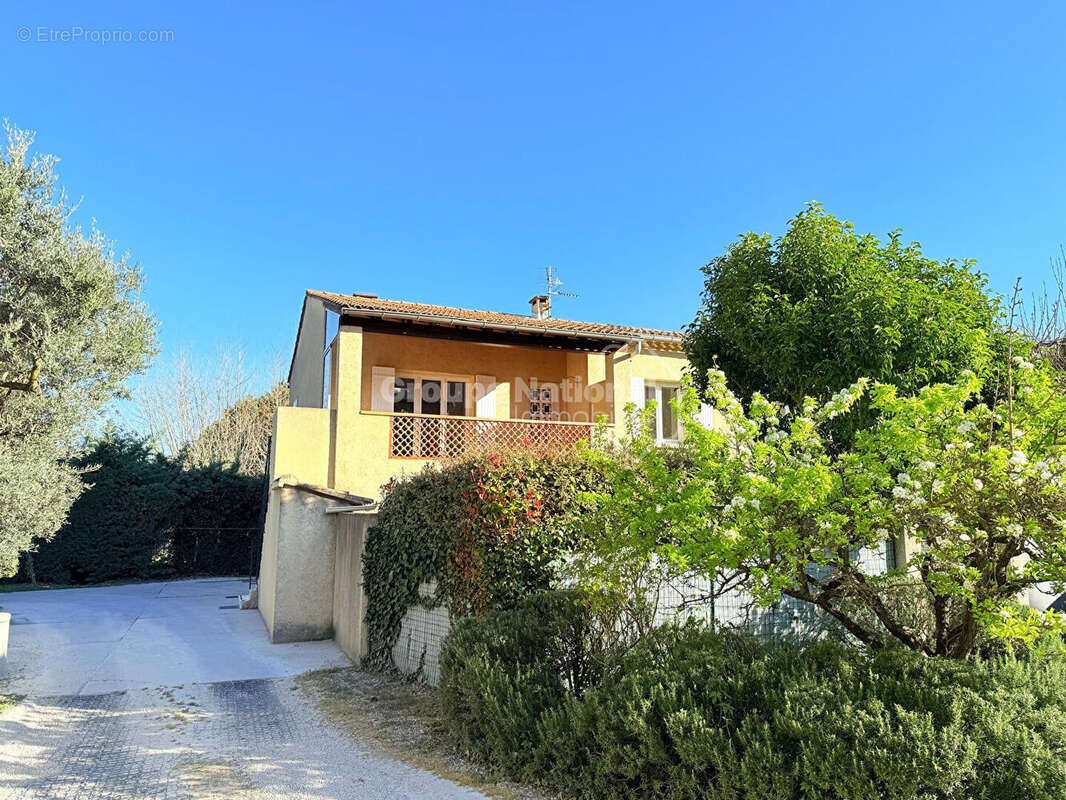 Appartement à AUBIGNAN
