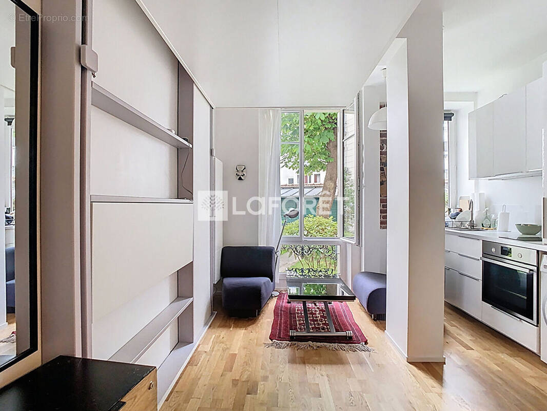 Appartement à PARIS-15E