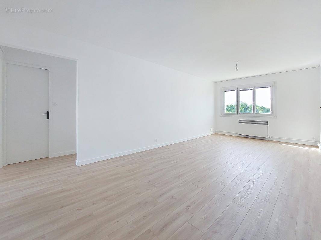 Appartement à SAINT-PRIEST