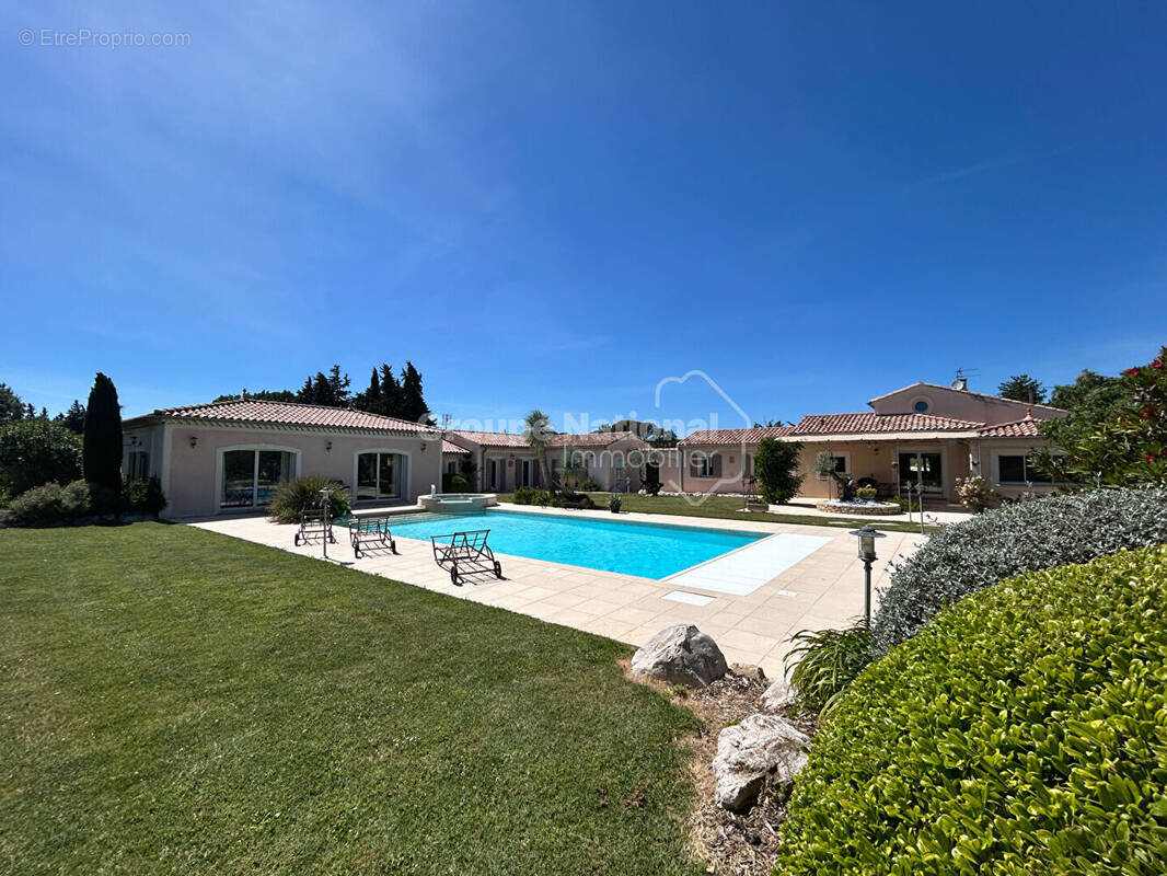 Maison à MONTEUX