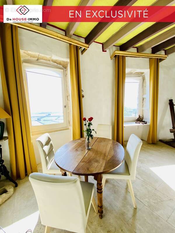 Maison à LA GARDE-ADHEMAR