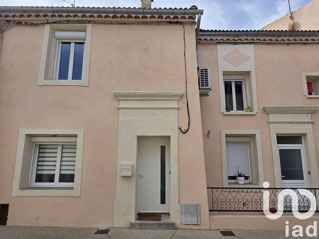 Photo 1 - Maison à GENERAC
